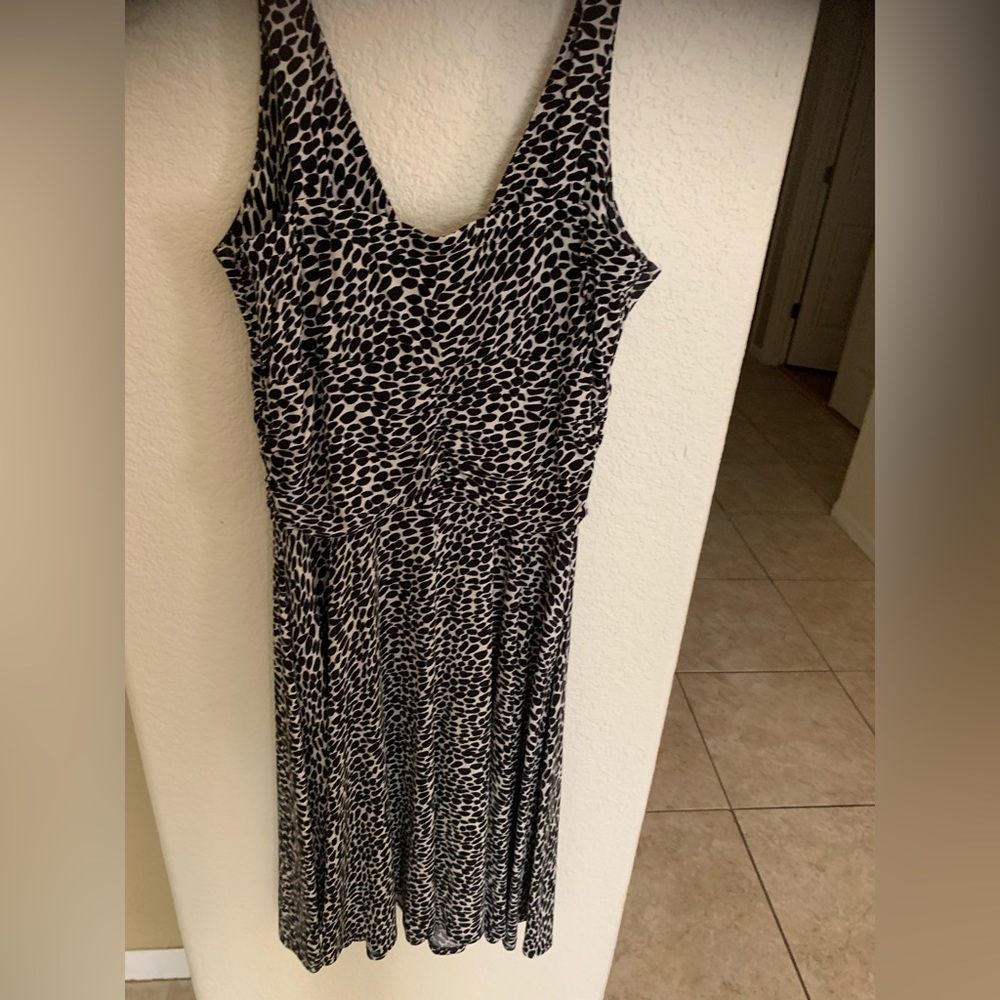 Sleeveless comfy summer dress, size 14